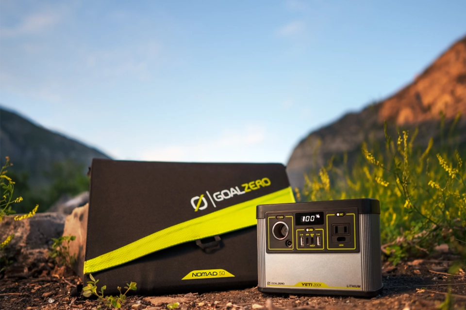 Goal Zero Nomad 50 i Yeti 200X